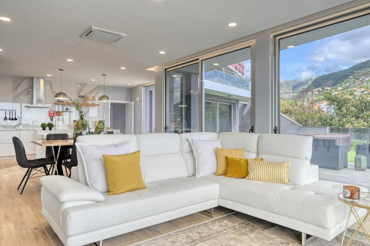 بونتا دو سول Sunrise Villa, A Home In Madeira البرتغال